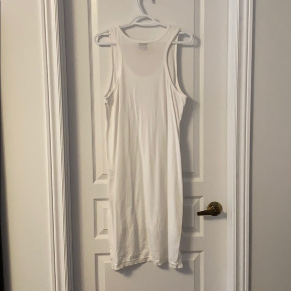 White asymmetrical dress - Picture 3 of 3